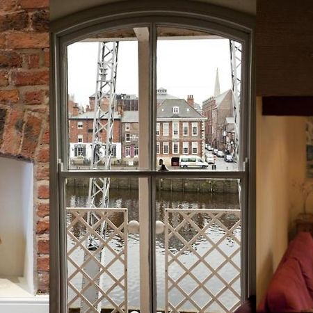 River View At Woodsmill Quay ヨーク エクステリア 写真
